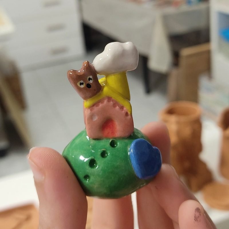 Mini casetta su collina realizzato da un allievo